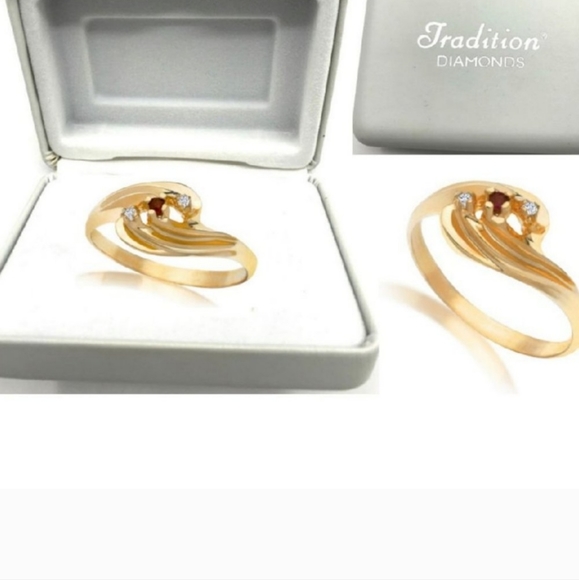 RUBY/diamond ring Genuine ruby/diamond ring. size 6 3/4 scant 7 nwt - Picture 6 of 7